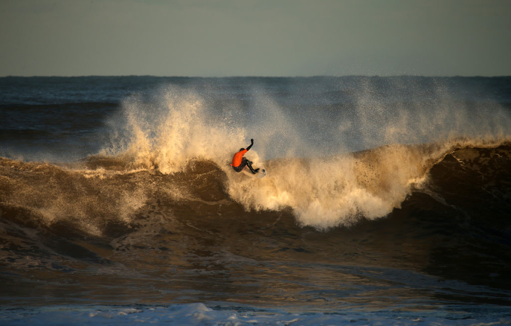 Gabe Davies surf