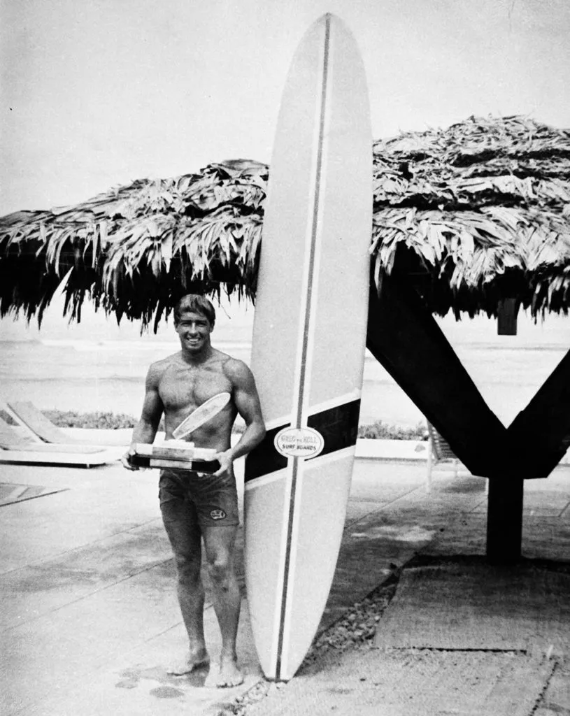 LEGENDARY SURFERS